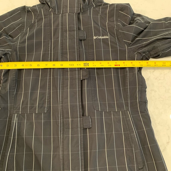 Women’s interchangeable size medium Columbia winter coat - Picture 12 of 16